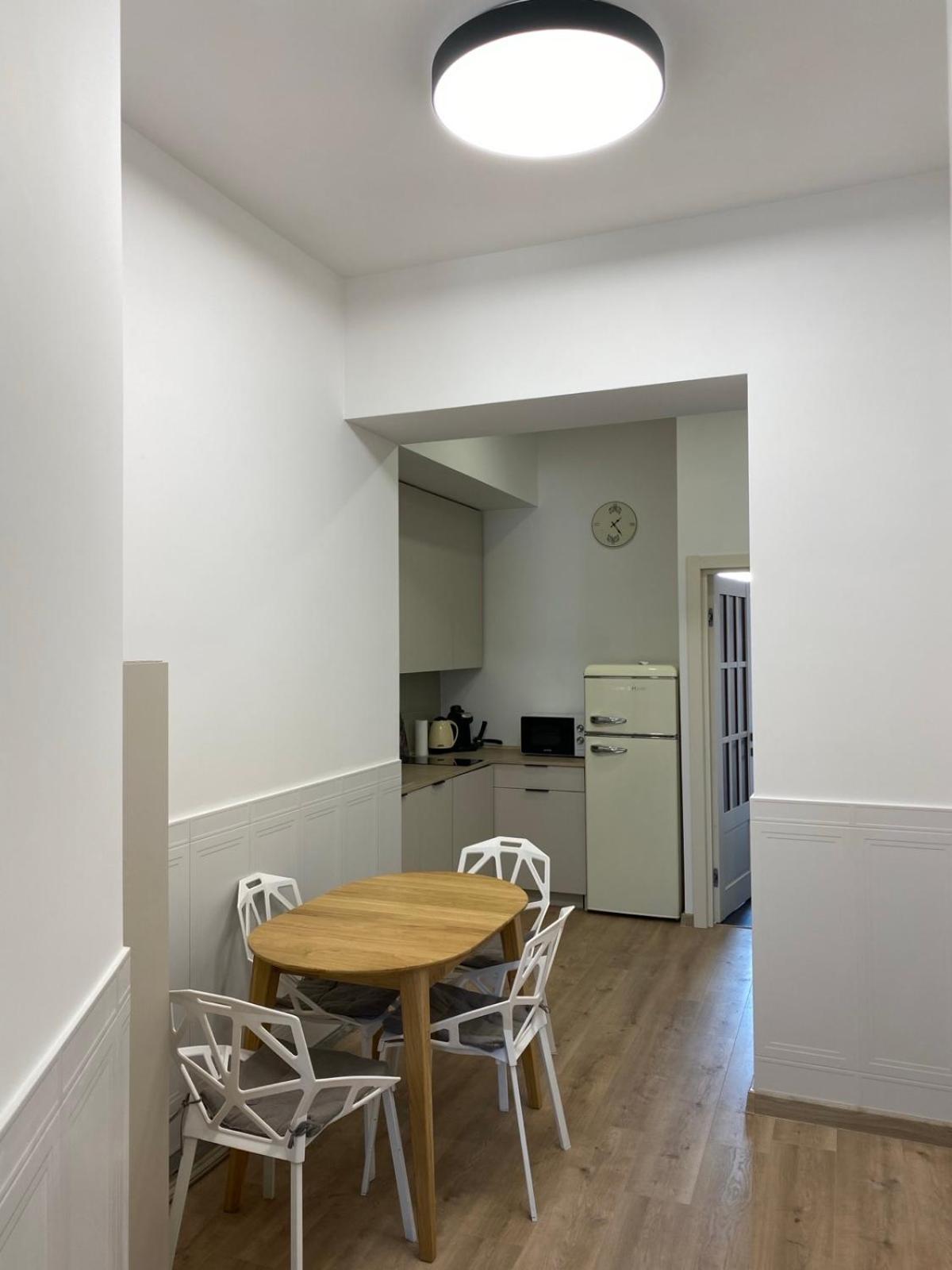 3 Bedrooms Apartment On Nasypna 3 리비프 외부 사진